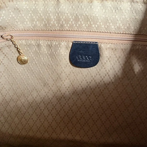 Vintage Gucci Bag - Picture 14 of 17